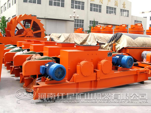 輥式破碎機(jī) 輥式破碎機(jī)