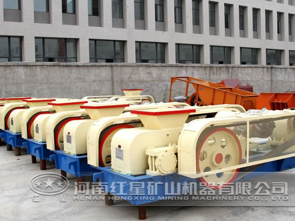 硫鐵礦對(duì)輥式破碎機(jī) 硫鐵礦對(duì)輥式破碎機(jī)