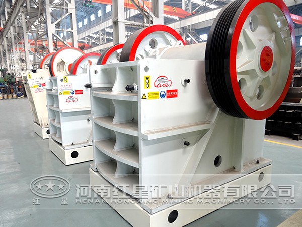 顎式粗碎機(jī) 顎式粗碎機(jī)