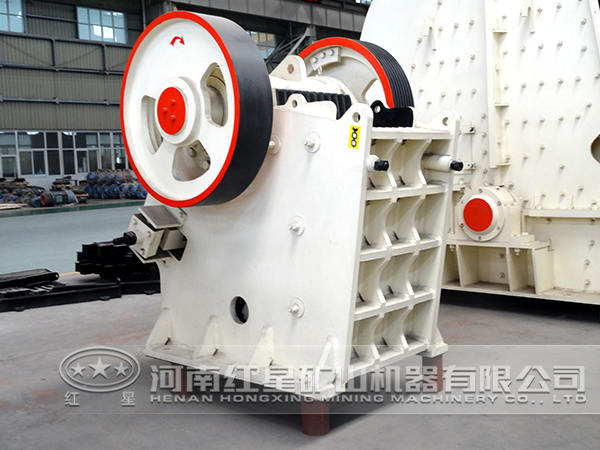 凝灰?guī)r破碎機(jī) 凝灰?guī)r破碎機(jī)