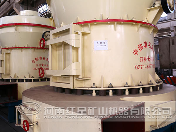 硅質(zhì)巖雷蒙磨粉機(jī) 硅質(zhì)巖雷蒙磨粉機(jī)