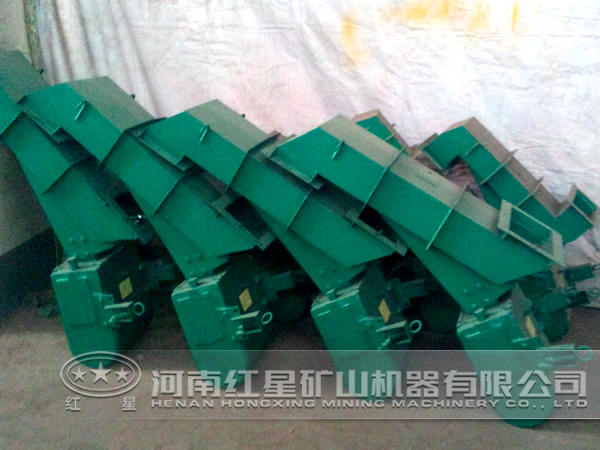 電磁振動(dòng)給料機(jī) 電磁振動(dòng)給料機(jī)