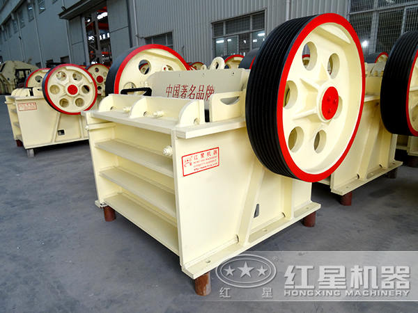 顎式破碎機 顎式破碎機