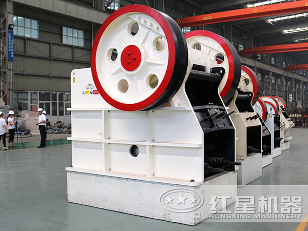 時(shí)產(chǎn)1400噸顎式碎石機(jī)產(chǎn)量 時(shí)產(chǎn)1400噸顎式碎石機(jī)產(chǎn)量