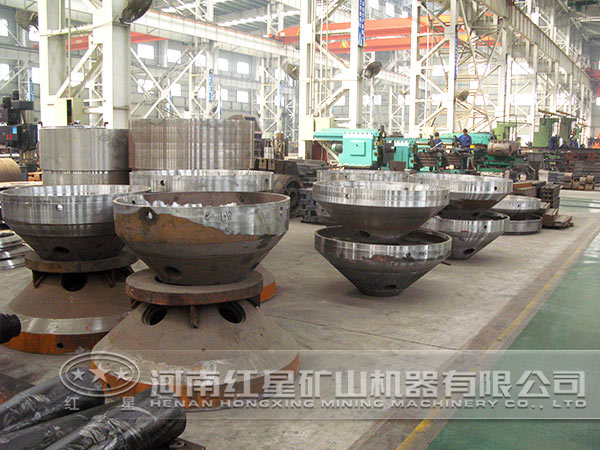 圓錐破碎機(jī)零部件