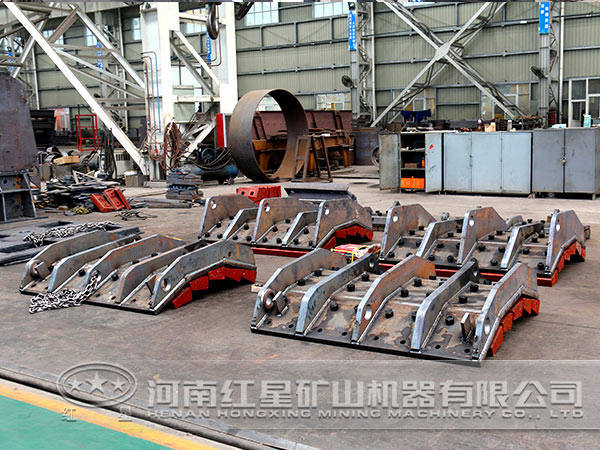 反擊式破碎機(jī)零部件 反擊式破碎機(jī)零部件