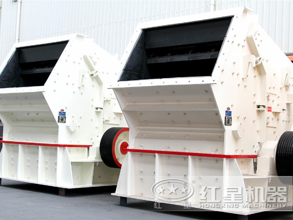 礦石反擊式破碎機 礦石反擊式破碎機
