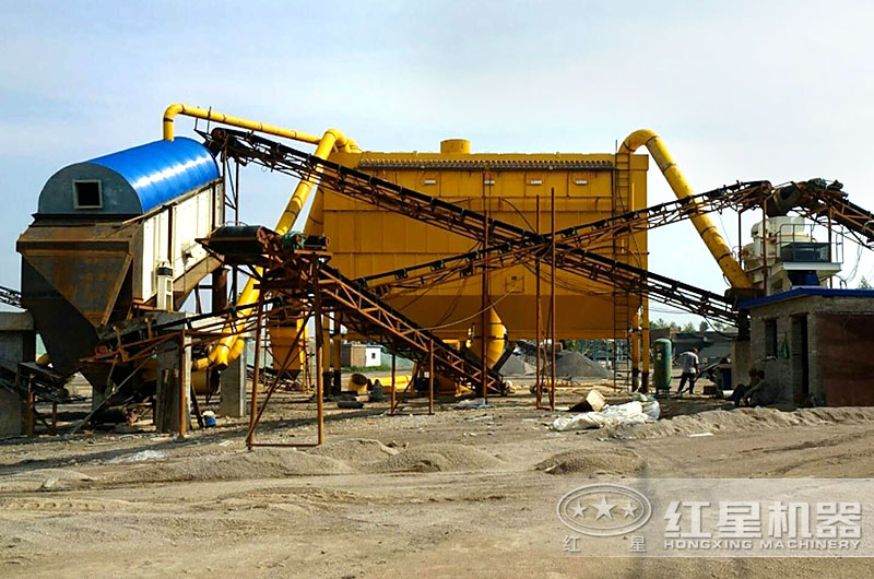 砂石生產(chǎn)線(xiàn)生產(chǎn)現(xiàn)場(chǎng) 砂石生產(chǎn)線(xiàn)生產(chǎn)現(xiàn)場(chǎng)