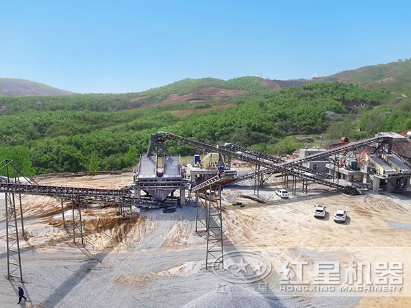 250tph石料打砂機(jī)生產(chǎn)現(xiàn)場(chǎng) 250tph石料打砂機(jī)生產(chǎn)現(xiàn)場(chǎng)