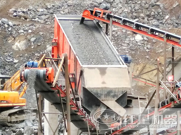 貴州破碎生產(chǎn)線作業(yè)現(xiàn)場 貴州破碎生產(chǎn)線作業(yè)現(xiàn)場
