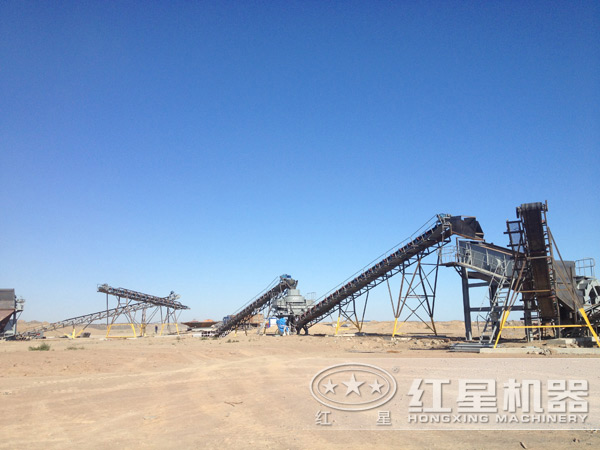 山東時產(chǎn)500噸鵝卵石破碎生產(chǎn)線 山東時產(chǎn)500噸鵝卵石破碎生產(chǎn)線