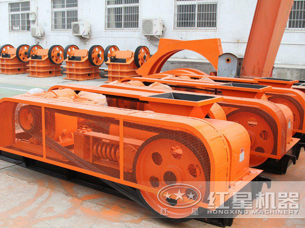 紅星對(duì)輥式破碎機(jī) 紅星對(duì)輥式破碎機(jī)