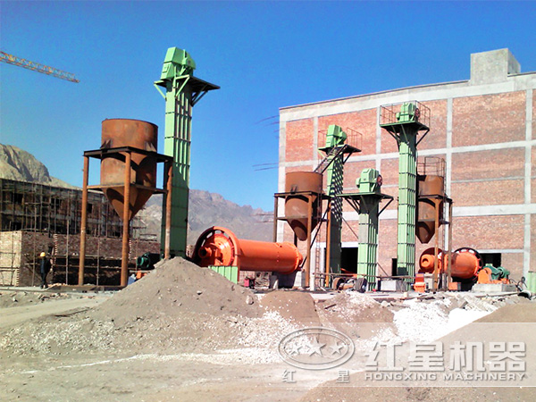 環(huán)保棒磨式制砂機(jī)生產(chǎn)現(xiàn)場(chǎng) 環(huán)保棒磨式制砂機(jī)生產(chǎn)現(xiàn)場(chǎng)