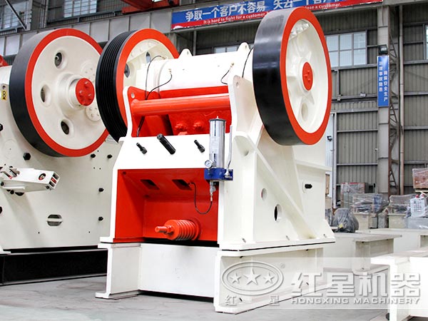 顎式破石機(jī) 顎式破石機(jī)