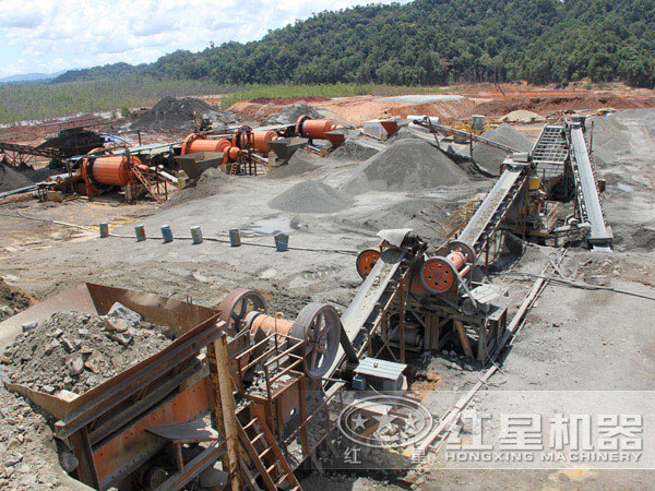 棒磨式細(xì)沙機(jī)作業(yè)現(xiàn)場(chǎng)