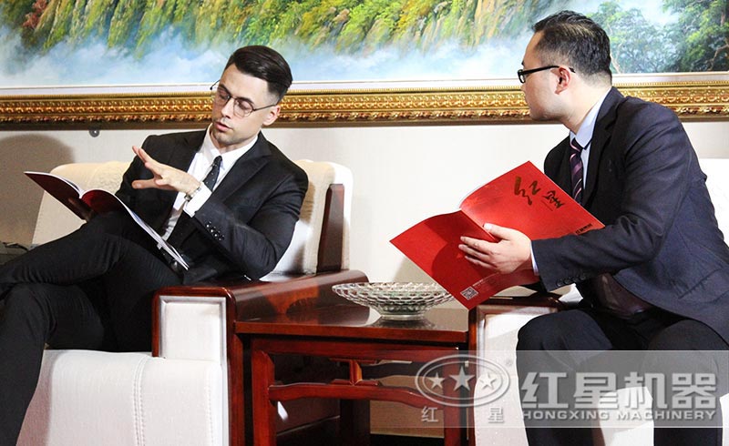 客戶來廠參觀、了解設(shè)備