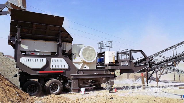 移動(dòng)鄂破機(jī)碎石現(xiàn)場 移動(dòng)鄂破機(jī)碎石現(xiàn)場