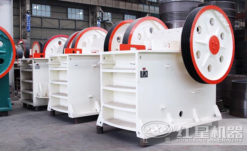 礦石破碎機(jī) 礦石破碎機(jī)