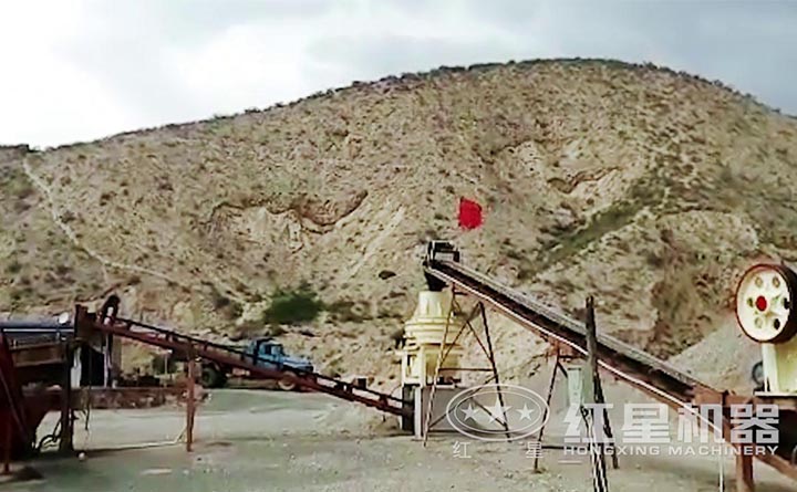 石子制砂機(jī)客戶現(xiàn)場(chǎng) 石子制砂機(jī)客戶現(xiàn)場(chǎng)