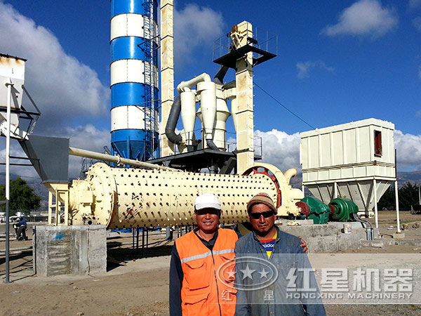 廣東球磨機(jī)客戶現(xiàn)場