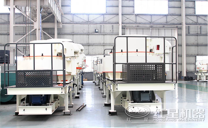 不同規(guī)格型號(hào)的立軸沖擊式破碎機(jī) 不同規(guī)格型號(hào)的立軸沖擊式破碎機(jī)