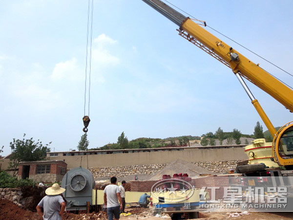 磨粉設備安裝、調試現(xiàn)場