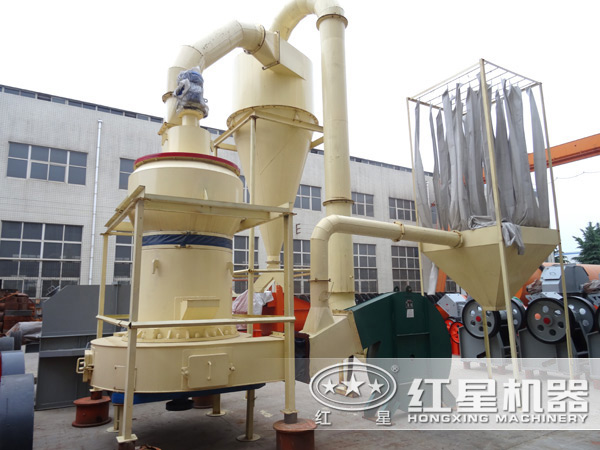 由磨粉機(jī)和其他設(shè)備組成的磨粉生產(chǎn)線 由磨粉機(jī)和其他設(shè)備組成的磨粉生產(chǎn)線