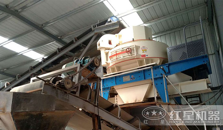 制砂現(xiàn)場 制砂現(xiàn)場