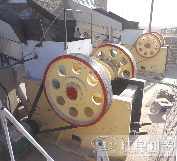 顎式破碎機(jī) 顎式破碎機(jī)