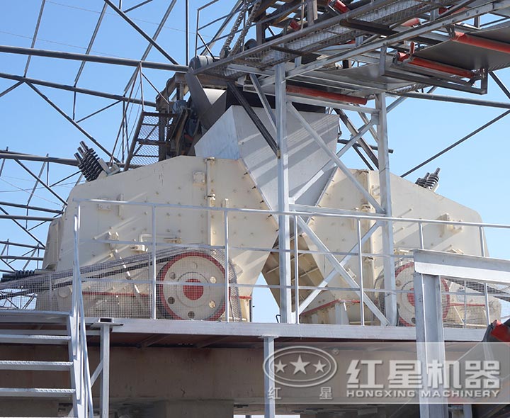 反擊式破碎機(jī) 反擊式破碎機(jī)