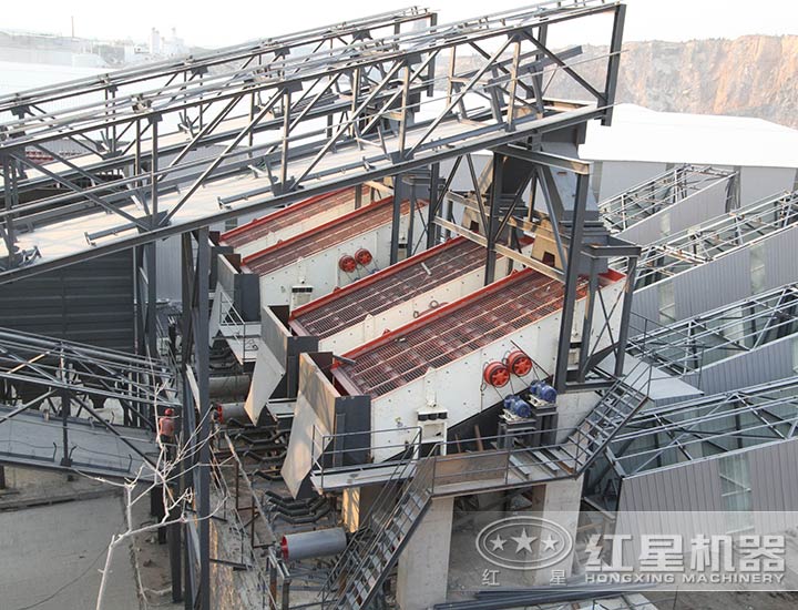 設(shè)備安裝、調(diào)試現(xiàn)場(chǎng)