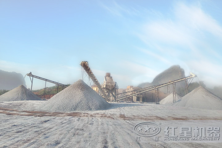 石子制沙現(xiàn)場 石子制沙現(xiàn)場
