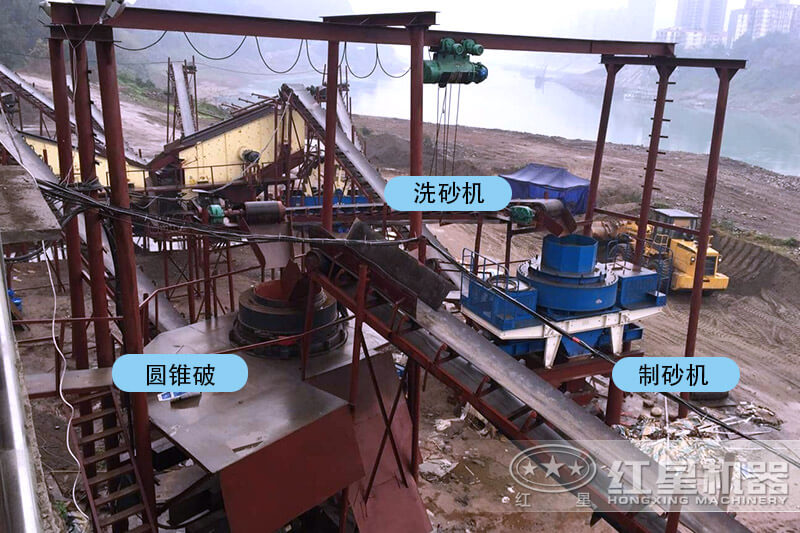 湖南 / 長沙客戶時(shí)產(chǎn)100-120噸花崗巖制砂機(jī)現(xiàn)場