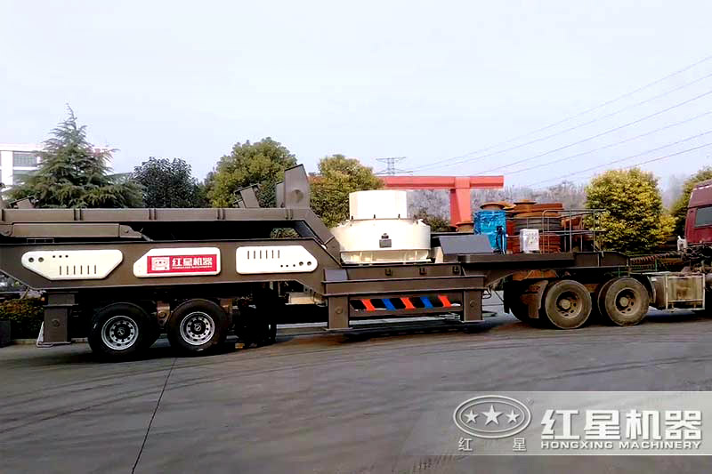 移動(dòng)式鵝卵石磨砂機(jī)設(shè)備實(shí)拍 移動(dòng)式鵝卵石磨砂機(jī)設(shè)備實(shí)拍