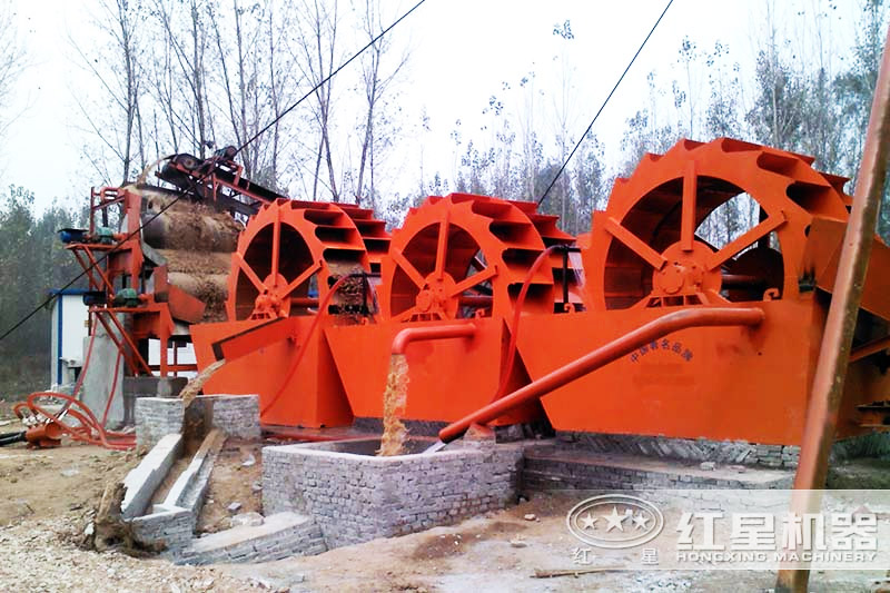 石粉洗砂機(jī)設(shè)備現(xiàn)場實(shí)拍 石粉洗砂機(jī)設(shè)備現(xiàn)場實(shí)拍