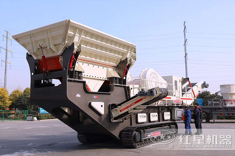 履帶式移動(dòng)反擊式碎石機(jī)設(shè)備 履帶式移動(dòng)反擊式碎石機(jī)設(shè)備