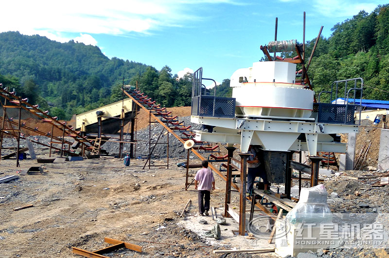 制砂機(jī)工作現(xiàn)場 制砂機(jī)工作現(xiàn)場
