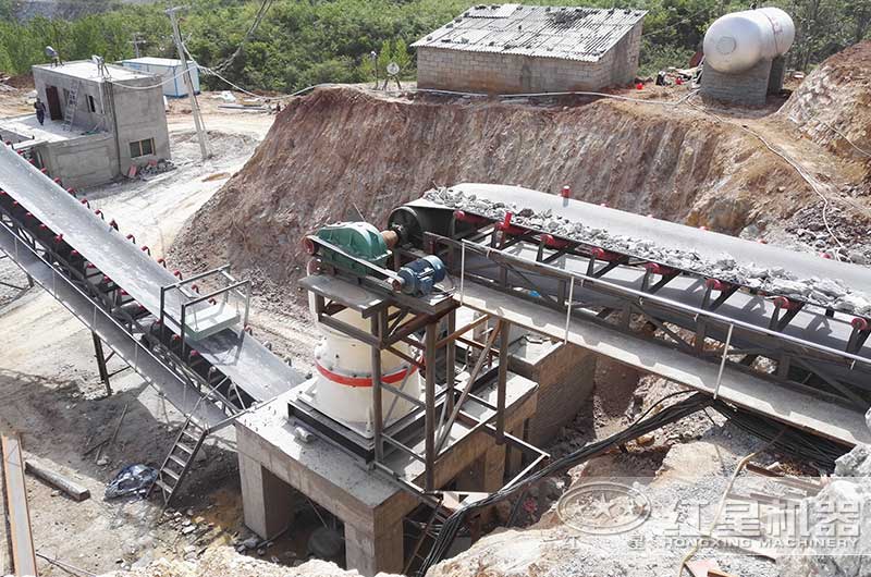 圓錐破碎機(jī)生產(chǎn)現(xiàn)場 圓錐破碎機(jī)生產(chǎn)現(xiàn)場