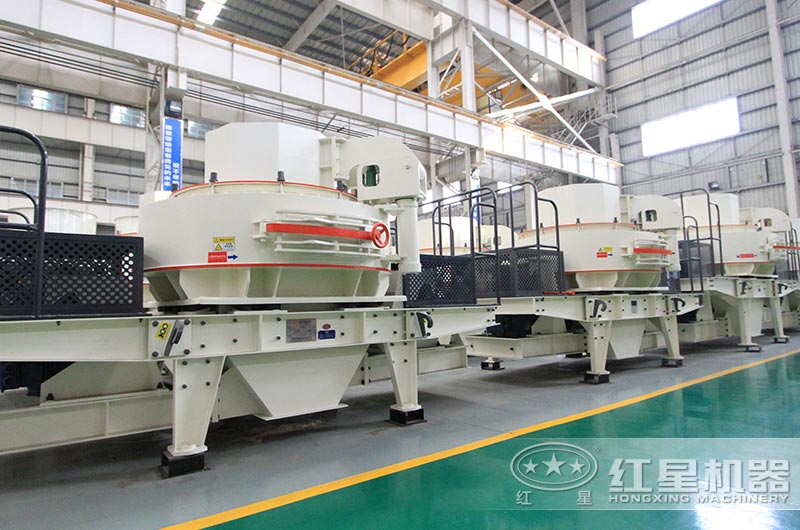 青石制砂機(jī) 青石制砂機(jī)