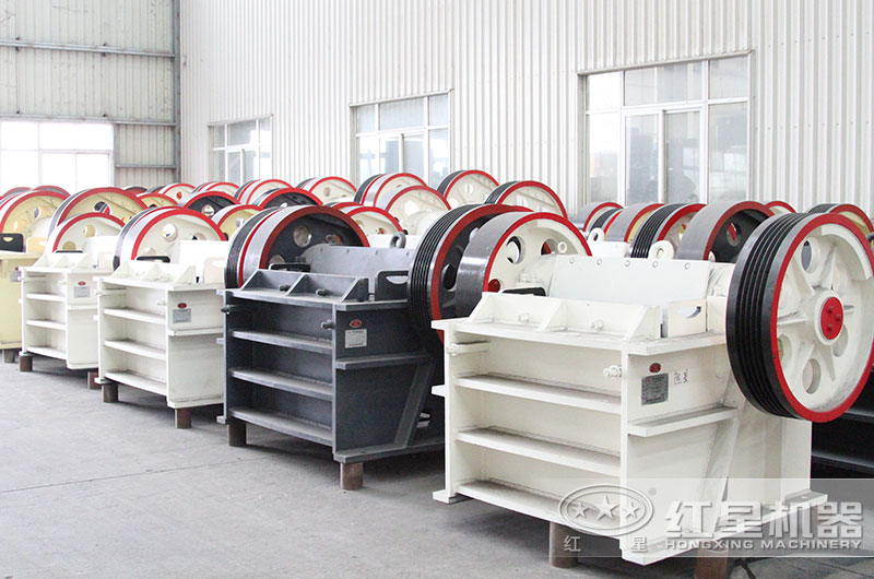 鄂式破碎機(jī) 鄂式破碎機(jī)