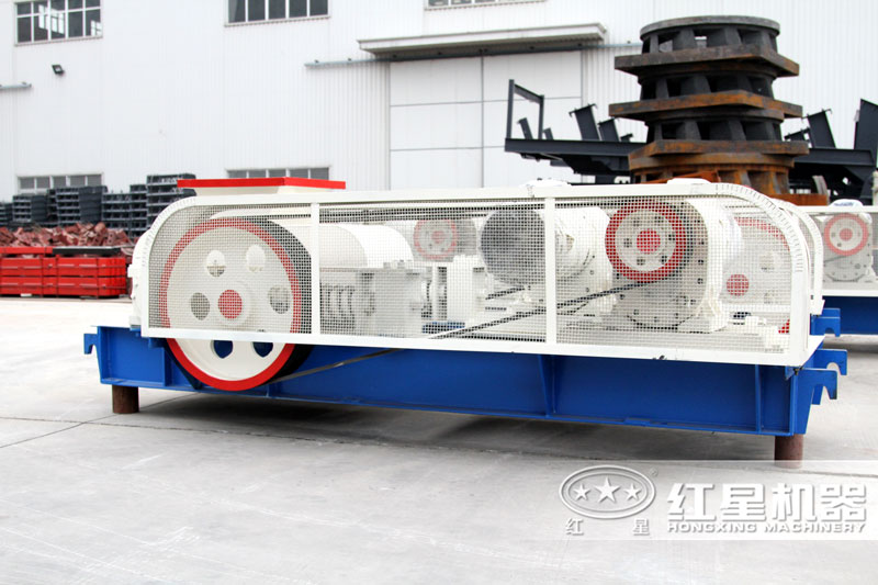 對(duì)輥制砂機(jī) 對(duì)輥制砂機(jī)