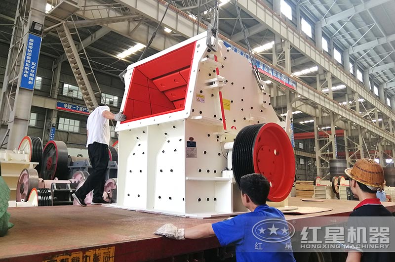 紅星反擊破裝車發(fā)貨 紅星反擊破裝車發(fā)貨