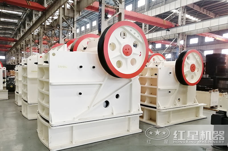 粗碎鄂破機(jī) 粗碎鄂破機(jī)