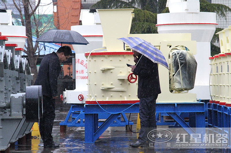 客戶來廠考察設(shè)備 客戶來廠考察設(shè)備